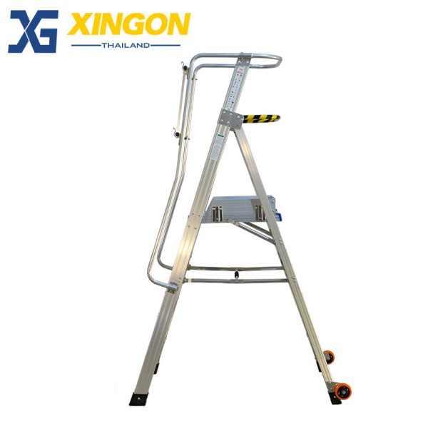 บันไดอลูมิเนียมติดล้อ 4 ฟุตมีราวจับและกันตก XG-152A4 - Image 5