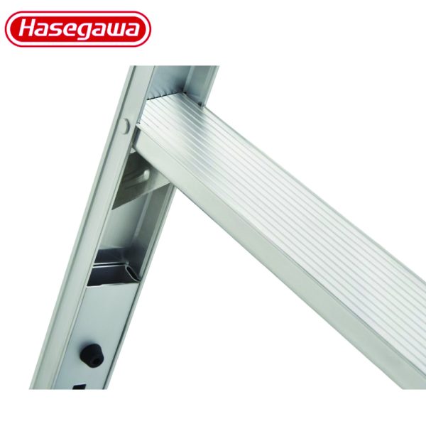 บันไดนั่งร้าน อลูมิเนียม HASEGAWA 5ขั้น พร้อมราวจับ สูง 1.36-1.76เมตร DUK-1816T - Image 3